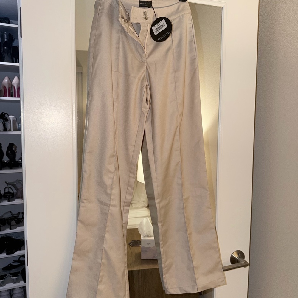 White fox beige pants never worn